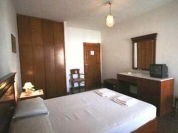 Poseidon Hotel Karavostasis - Photo4