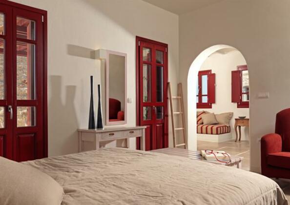 Themonies Luxury Suites - Photo5