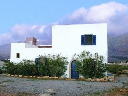 Milos - Photo2