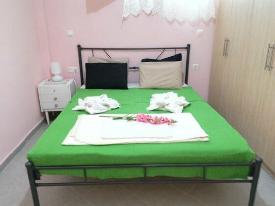 Trizinia View - Photo3