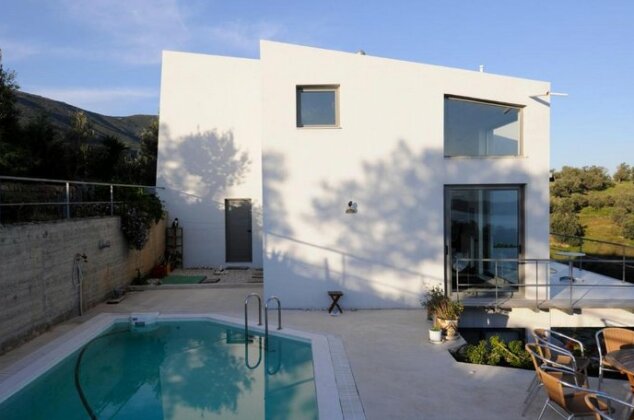 Villa with Pool and view of Poros