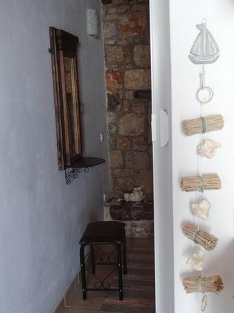 Niriides Galaxidi - Photo2