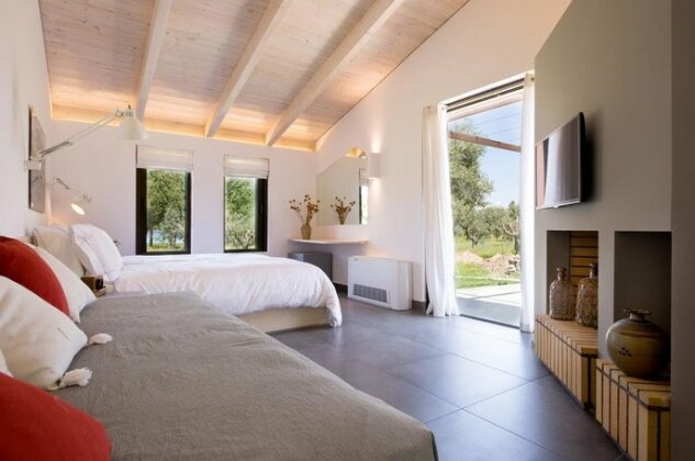 Serenity Estate - Photo3