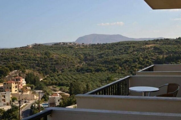 Kaloudis Apartments - Photo4