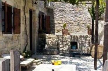 Vereniki Villas - Photo2