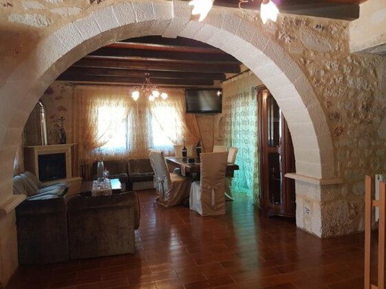 Villa Kyriakos & Villa Ierothea - Photo2