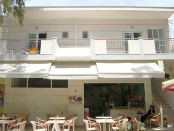 Eleana Studios