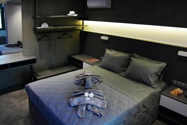 Erasmia Suites - Photo4
