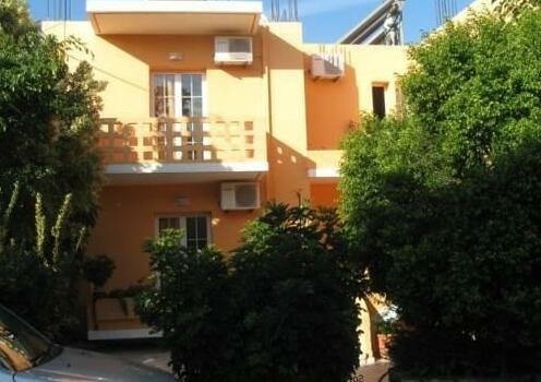 Sofia Studios & Apartments - Photo2