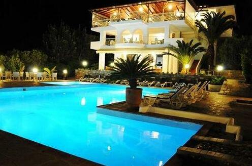 Glavas Inn Hotel - Photo2