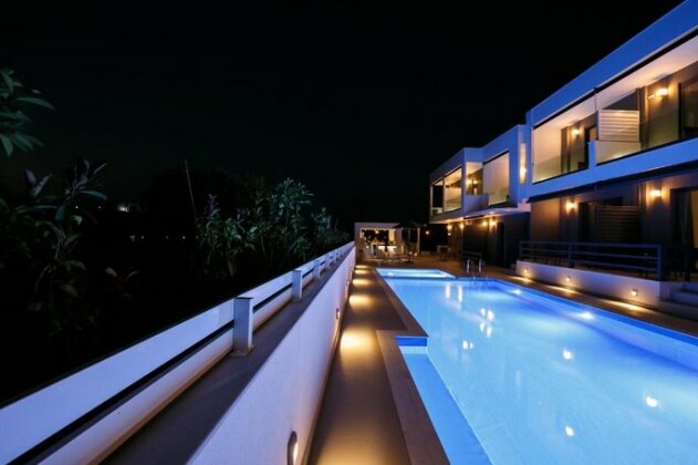 Isalos Hotel - Photo3