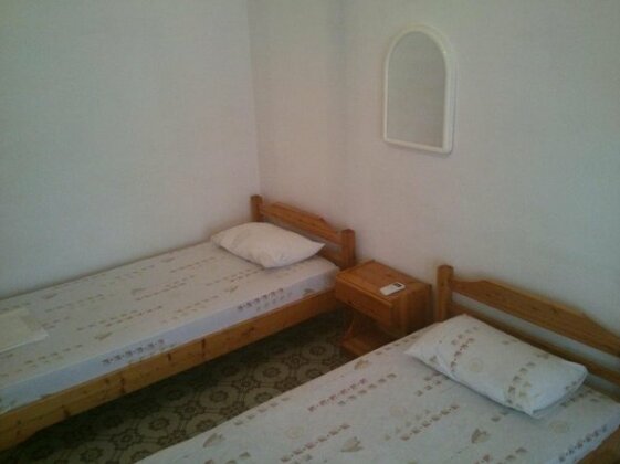 Kalaitzis Apartments - Photo2