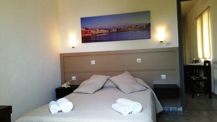 Ariana Studios and Apartments - Photo5