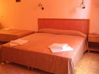 Baladinos Apartments - Photo3