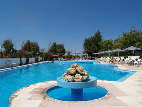 Venus Beach Hotel Gerani - Photo2