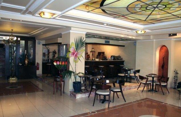 Pella Hotel - Photo5
