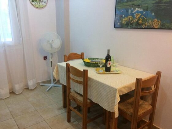 Antonis-Maria - Photo3