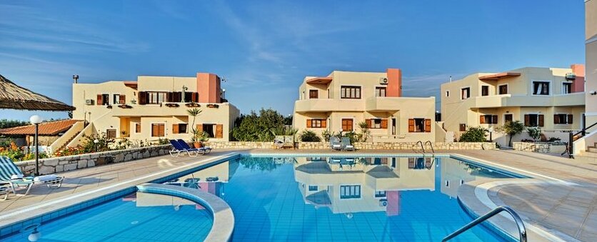 Elea Suites & Residences - Photo2
