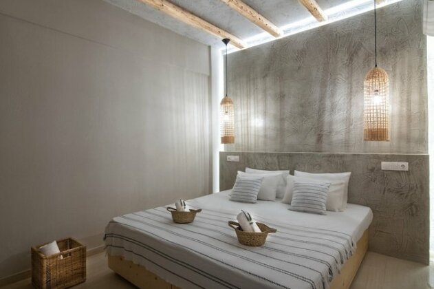 Elea Suites & Residences - Photo4