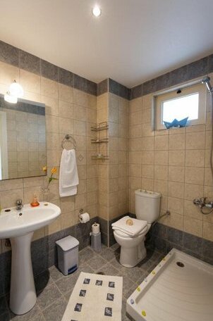Fotis Studios Apartments - Photo4
