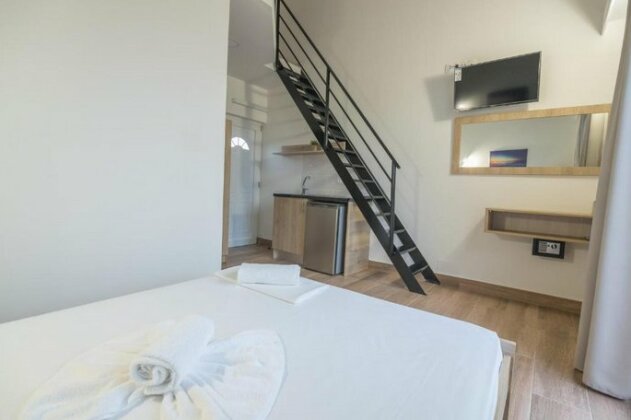 Luxury Suites with Sea View - Photo3