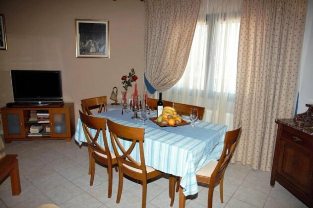Mama's Beachfront Home - Photo5