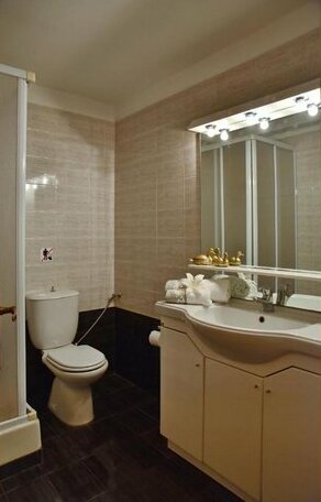 Nirevel Apartments - Photo3