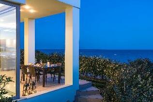 Poseidon Luxury Villas - Photo5