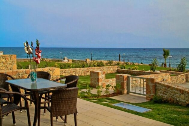 Sea View Beachfront Villa Katrin - Photo2