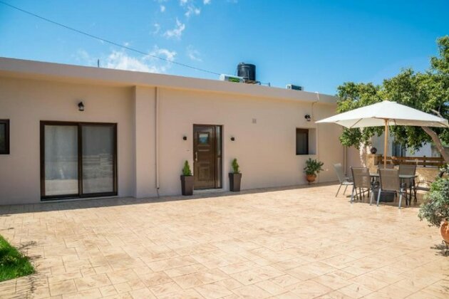 Amarantos House - Photo2