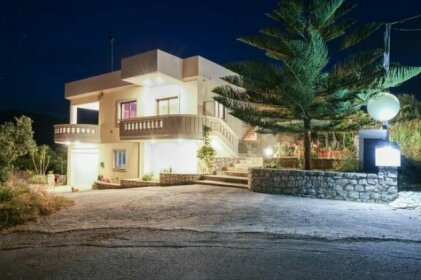 Zaza Estate - 3BD house in a quite village