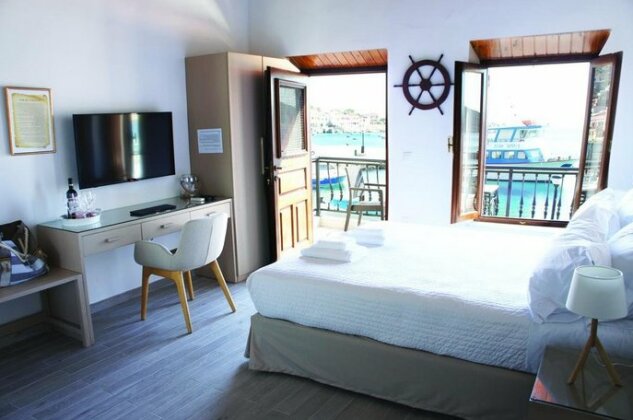 Aegean View Villas Halki - Photo5