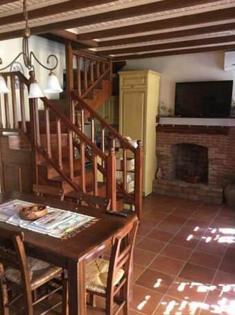 Angela's castle - Photo5