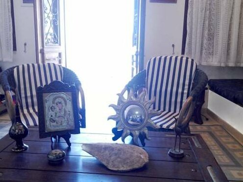 Anna's House Halki - Photo4
