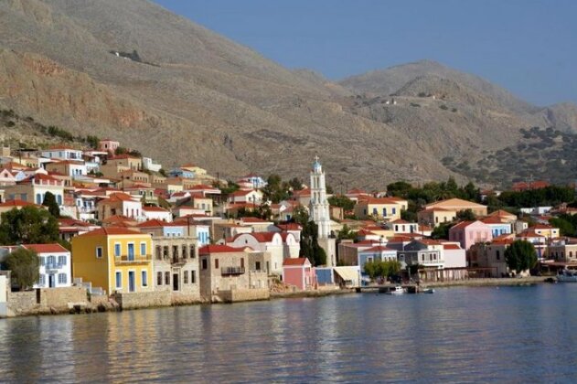 Dolphins Apartments Halki - Photo3