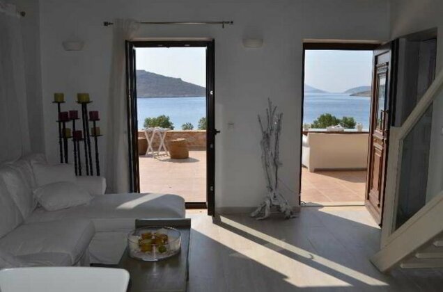 Ftenagia Villas - Photo5