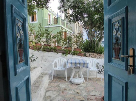 Halki Townhouse - Photo3
