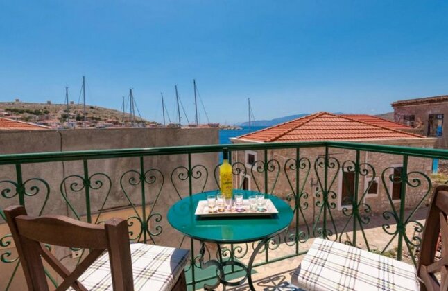 Matinas House Halki - Photo3
