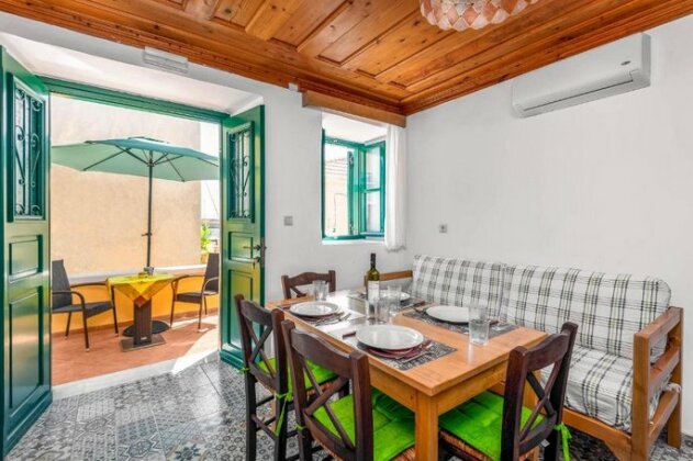 Matinas House Halki - Photo4
