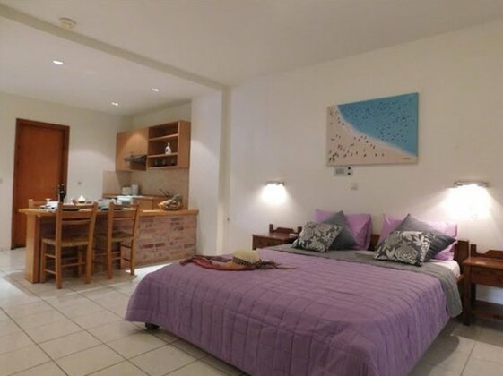 Athina Inn - Photo3