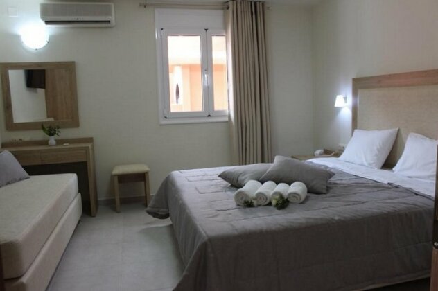Kristi Apartments - Photo4
