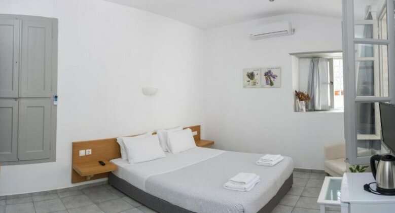 Douskos Guesthouse - Photo5