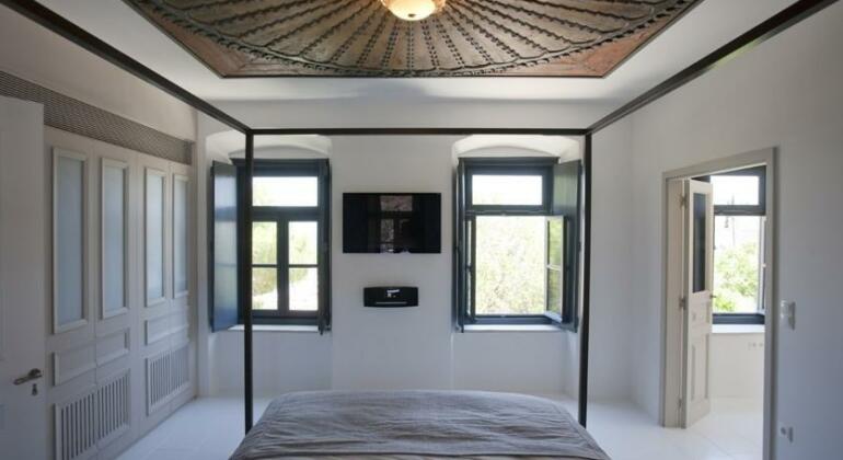 Eagle's Nest Hydra Town - Photo5
