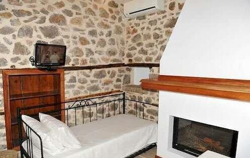 Guesthouse Alexandra Hydra - Photo4
