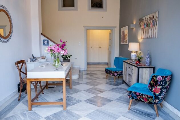 Hydra Hotel - Photo3
