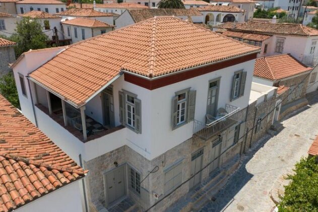 Livin Hydra Town Apartment 1 - Photo2