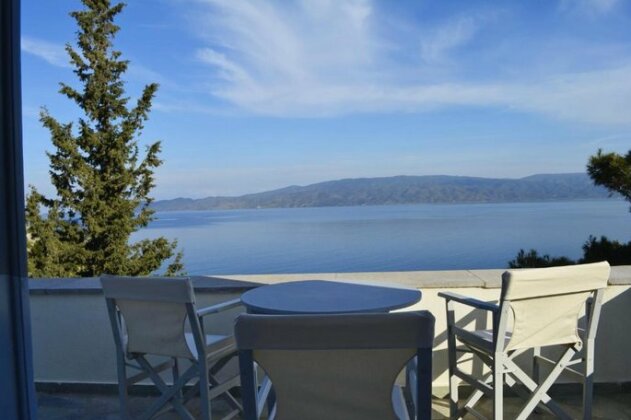 Pine Trees and Sea View house in Hydra - Photo2