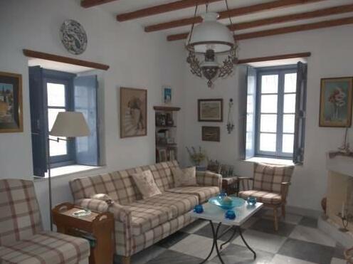 Theodora's House - Photo3