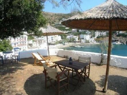 Agriolykos Pension - Photo4