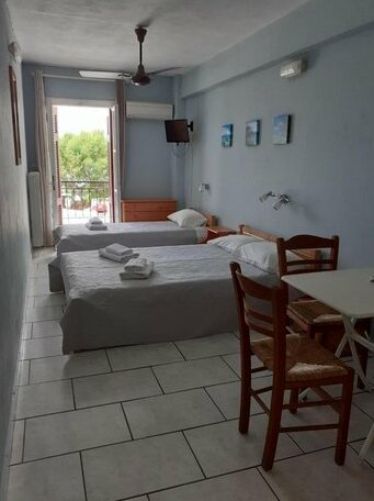 Almiriki Rooms - Photo2